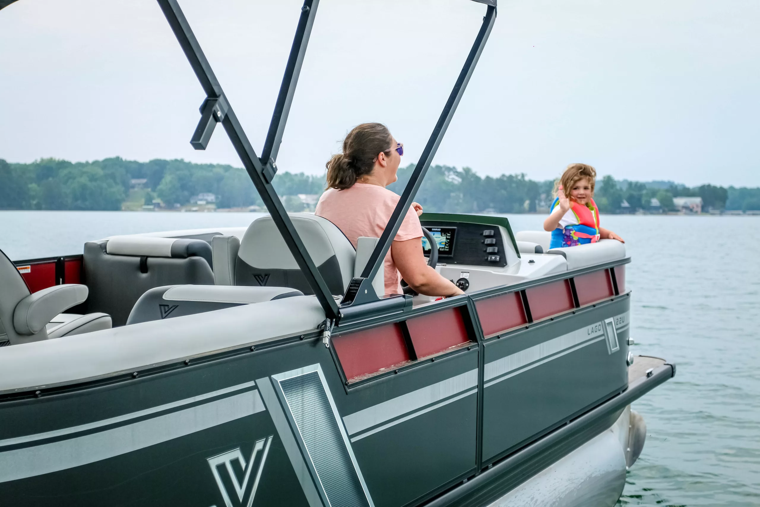 Recreation Boats for Rent in Lake Hartwell, SC Lake Day Rentals
